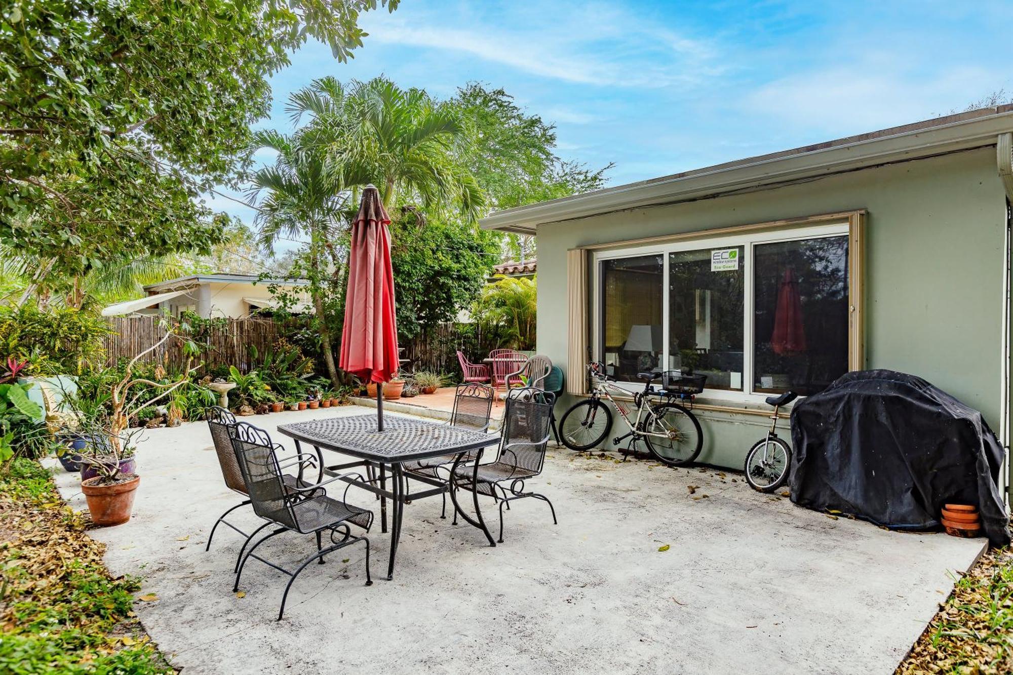 Bnb Hyperion - Updated 1B1B Hideaway - Sleeps 3 Hollywood Exterior foto