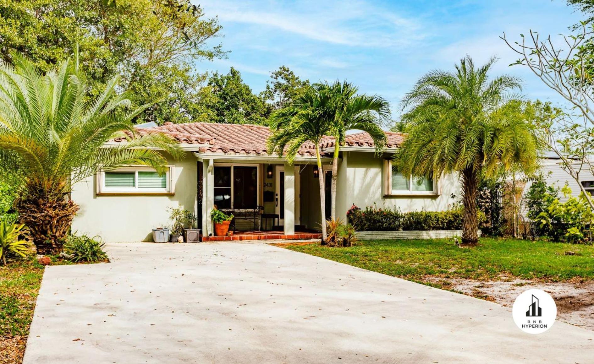 Bnb Hyperion - Updated 1B1B Hideaway - Sleeps 3 Hollywood Exterior foto