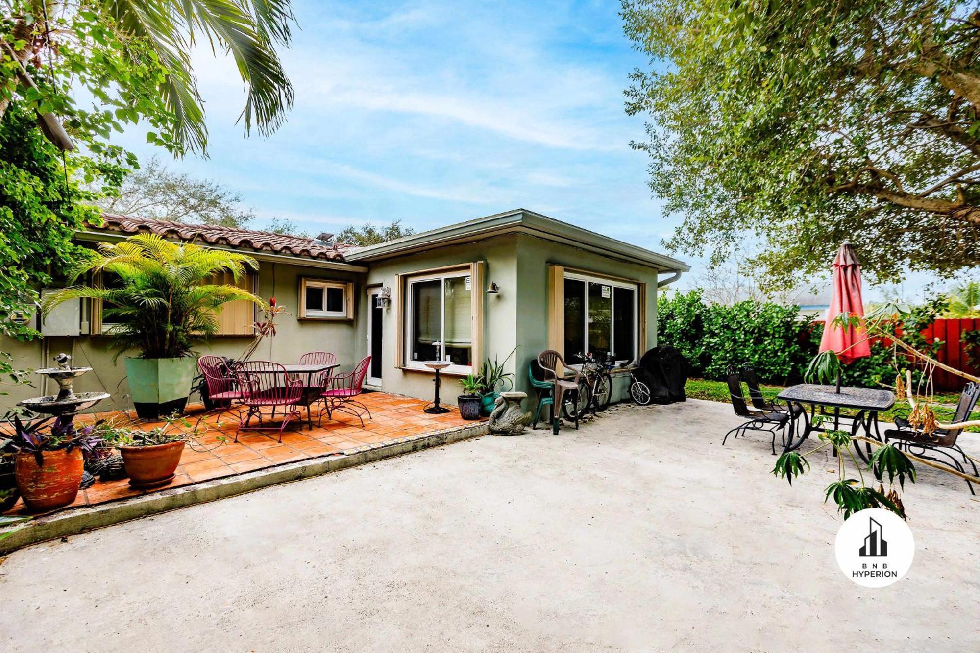 Bnb Hyperion - Updated 1B1B Hideaway - Sleeps 3 Hollywood Exterior foto